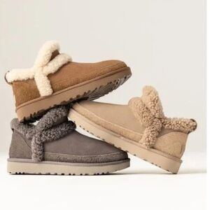 UGG
Classic Ultra Mini Spillseam Genuine
Shearling Bootie - Sand
$170 size 10